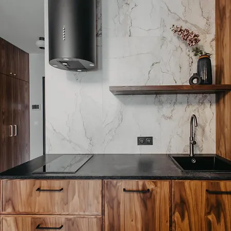 アパート Czysta 4 - W Centrum Wroclawia, Nowoczesny Design, Taras Na Dachu I Przestrzen Do Pracy - - Fair *